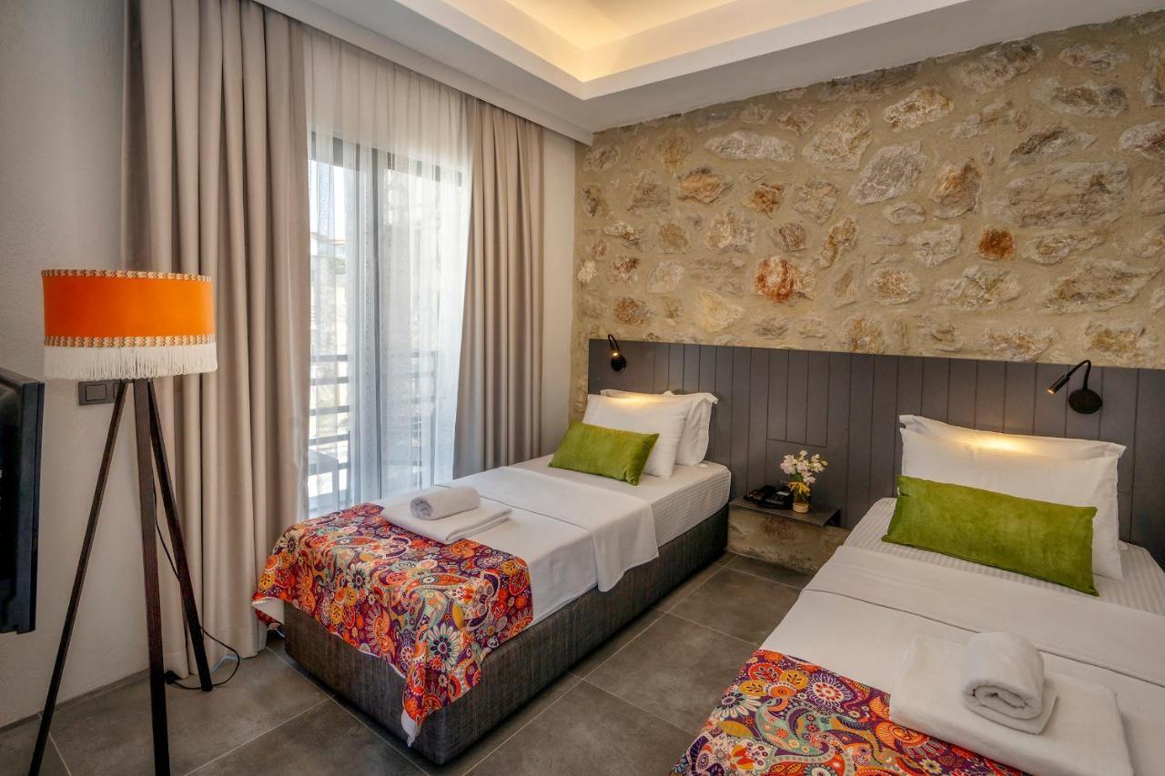 Dadya Bora Hotel Emecik エクステリア 写真