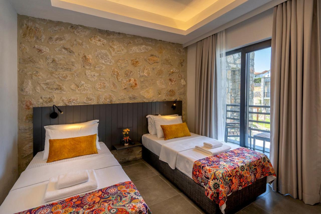 Dadya Bora Hotel Emecik エクステリア 写真