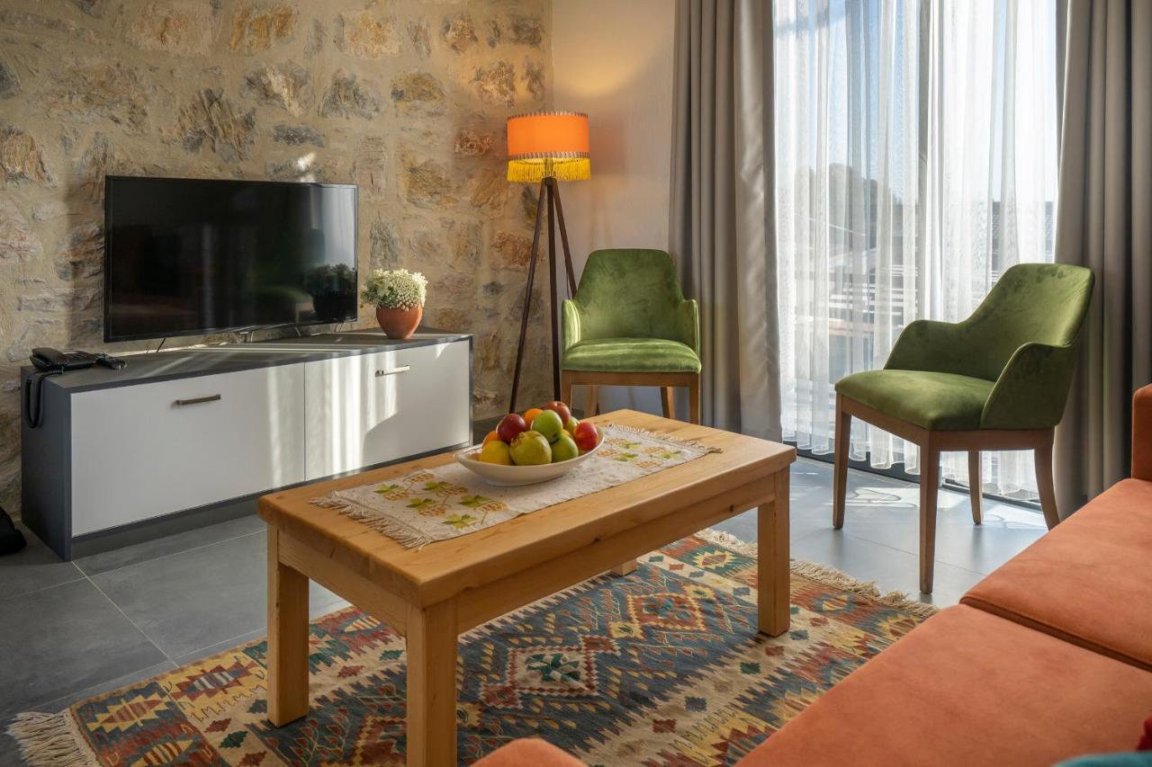 Dadya Bora Hotel Emecik エクステリア 写真